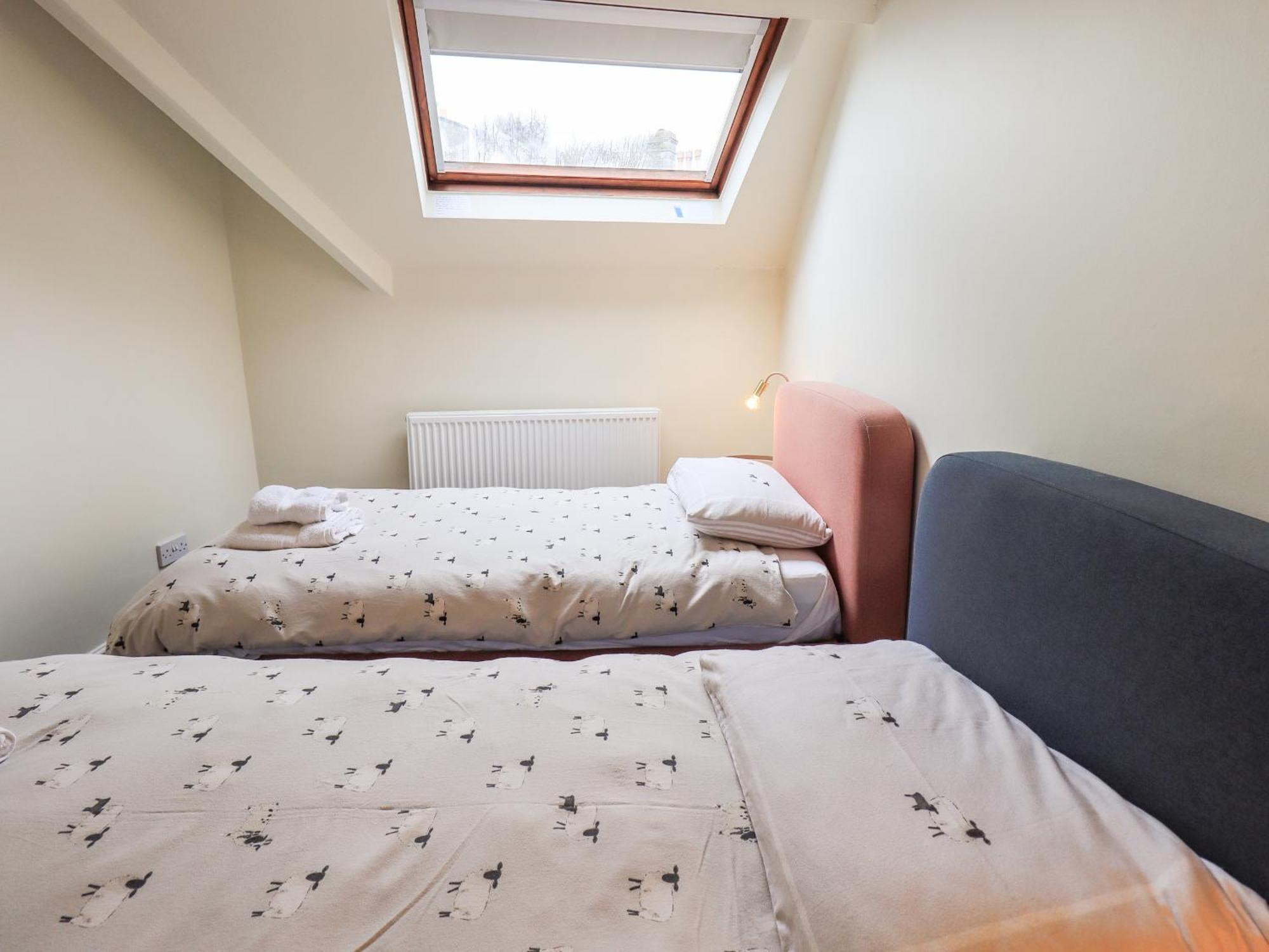 Windermere Crescent Apartment Luaran gambar
